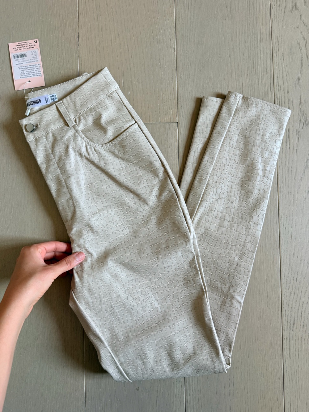 Missguided Croc Faux Leather Slim Leg Pants Cream Size 4 NWT